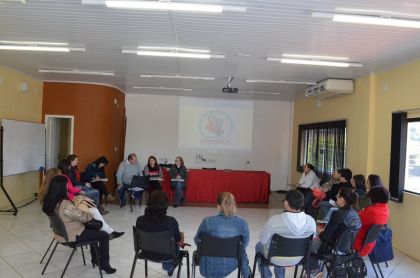 SITESSCH - Sindicato dos Trabalhadores em Estabelecimentos de Servios de Sade de Chapec e regio Diretoria do Sitessch realiza reunio    A reunião foi realizada na manhã desta segunda-feira (1/9) na sede do Sindicato,...